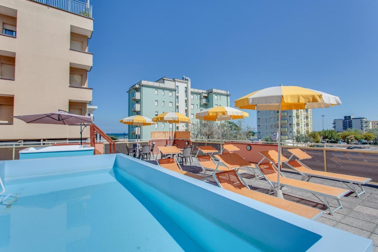 Hotel Joli Cesena Bagian luar foto
