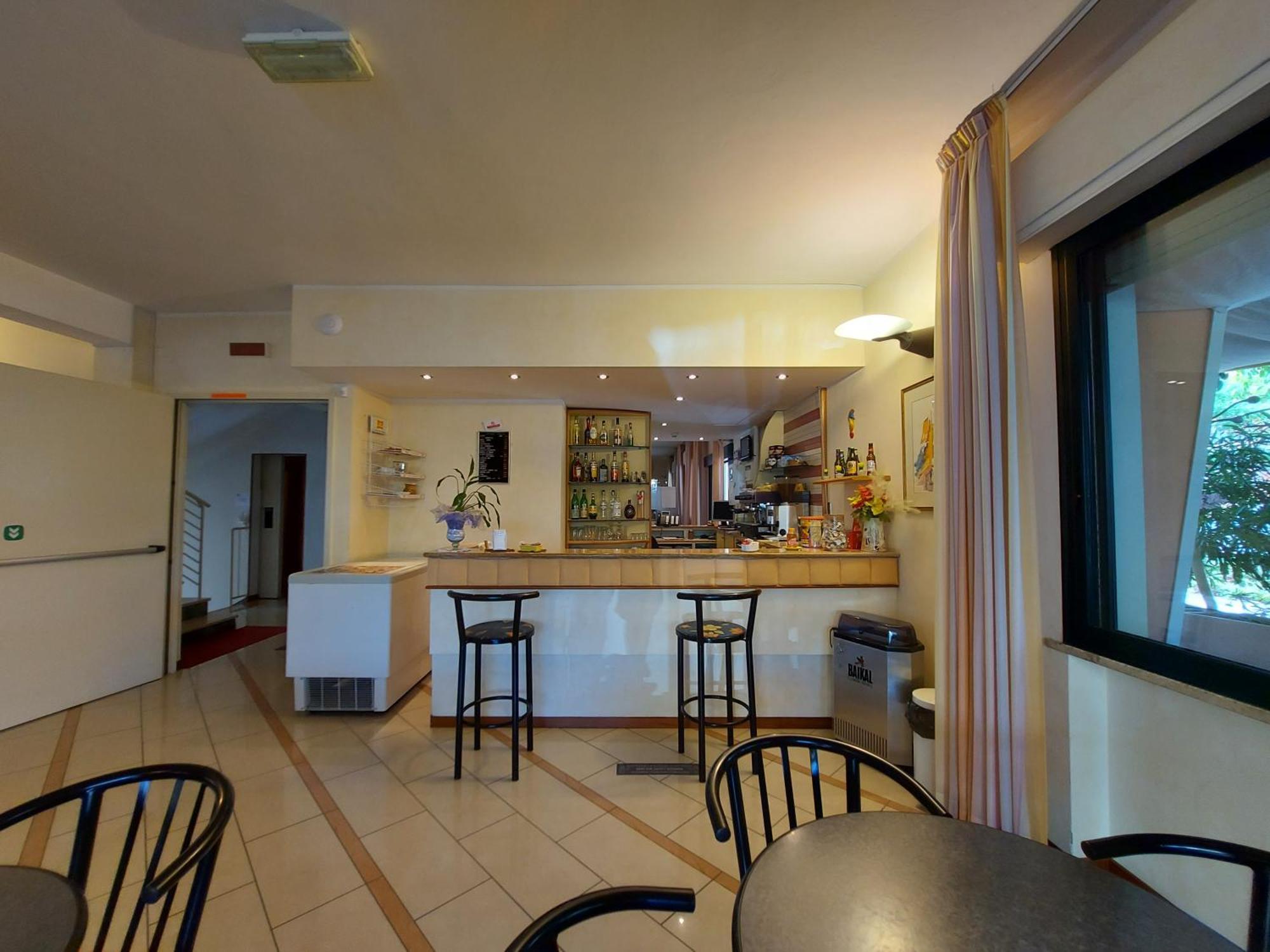 Hotel Joli Cesena Bagian luar foto